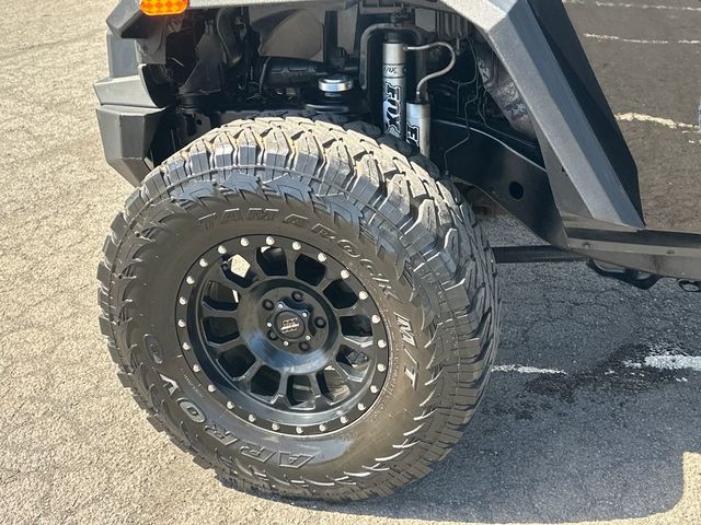 2017 Jeep Wrangler Unlimited Sport 4x4 - 23009035 - 11