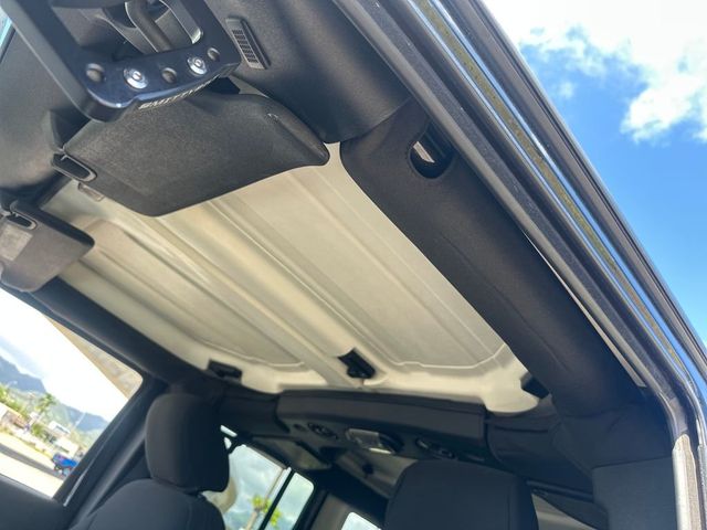 2017 Jeep Wrangler Unlimited Sport 4x4 - 23009035 - 19