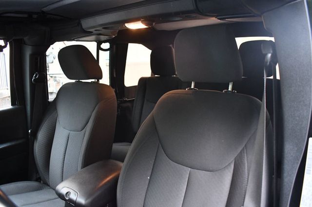 2017 Jeep Wrangler Unlimited Sport 4x4 - 23022950 - 15