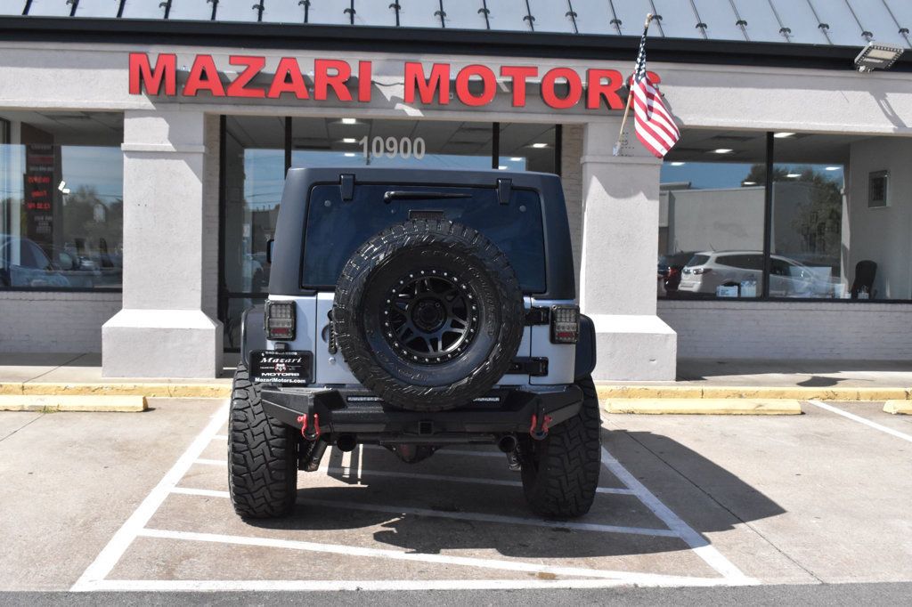 2017 Jeep Wrangler Unlimited Sport 4x4 - 22923586 - 9