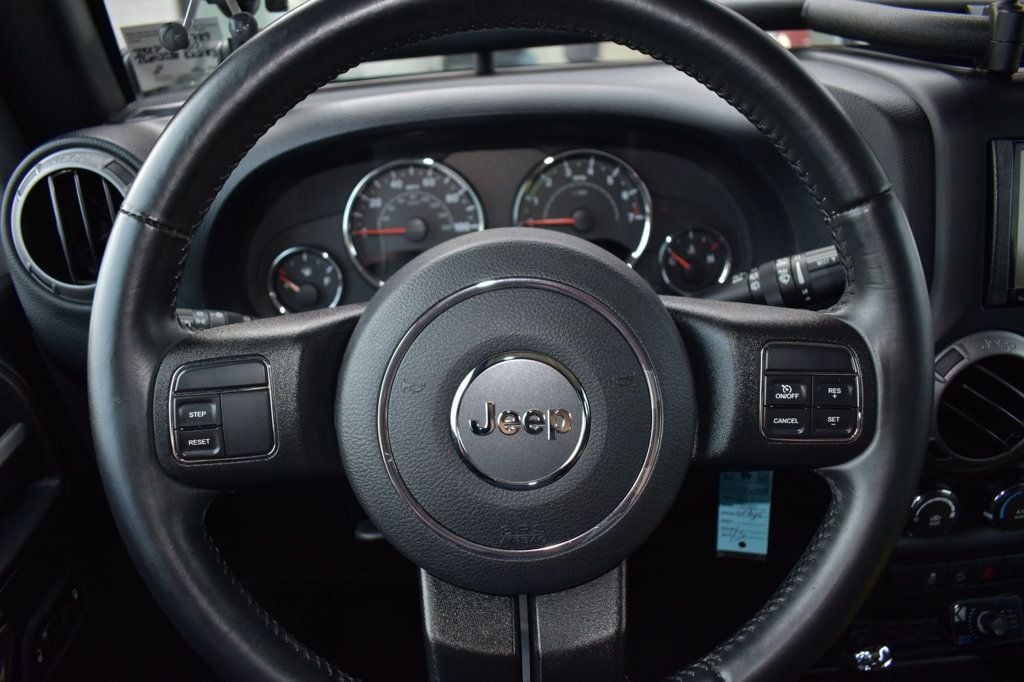 2017 Jeep Wrangler Unlimited Sport 4x4 - 22923586 - 26