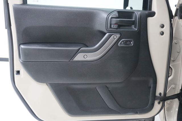 2017 Jeep Wrangler Unlimited Sport 4x4 - 22902373 - 15