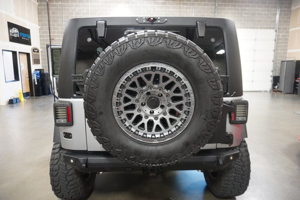 2017 Jeep Wrangler Unlimited Sport photo 17