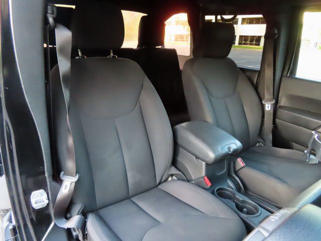 2017 Jeep Wrangler Unlimited Sport 4x4 - 23026269 - 30