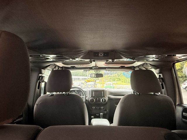 2017 Jeep Wrangler Unlimited Sport 4x4 - 23073757 - 21