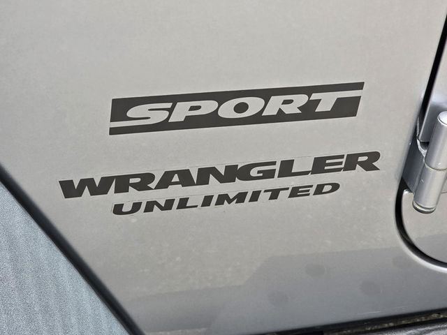 2017 Jeep Wrangler Unlimited Sport 4x4 - 22972916 - 23