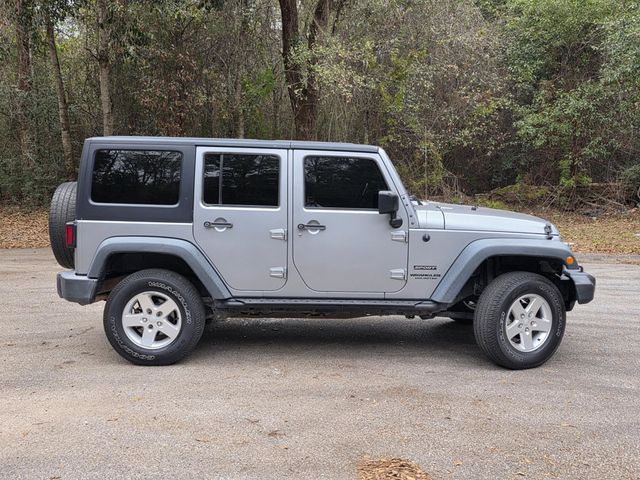 2017 Jeep Wrangler Unlimited Sport 4x4 - 22972916 - 28