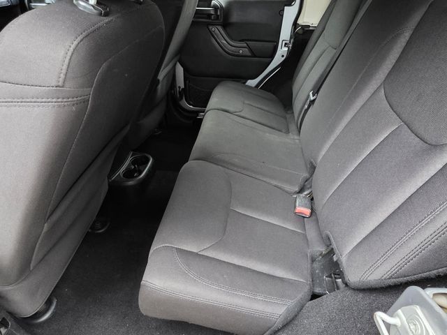 2017 Jeep Wrangler Unlimited Sport 4x4 - 22972916 - 7