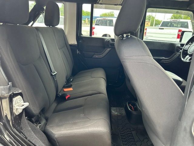 2017 Jeep Wrangler Unlimited Sport 4x4 - 23021366 - 14