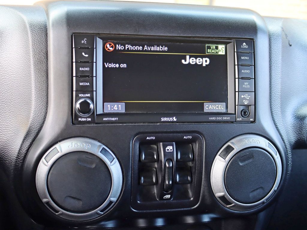 2017 Jeep Wrangler Unlimited Sport 4x4 - 22928076 - 15