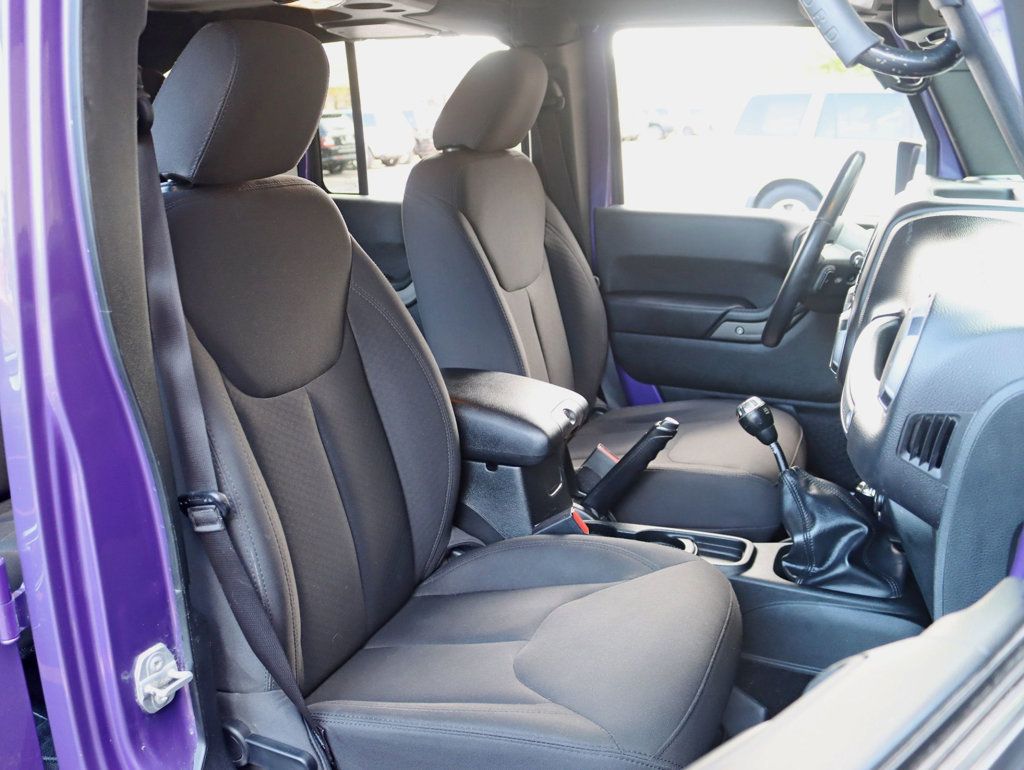 2017 Jeep Wrangler Unlimited Sport 4x4 - 22928076 - 20