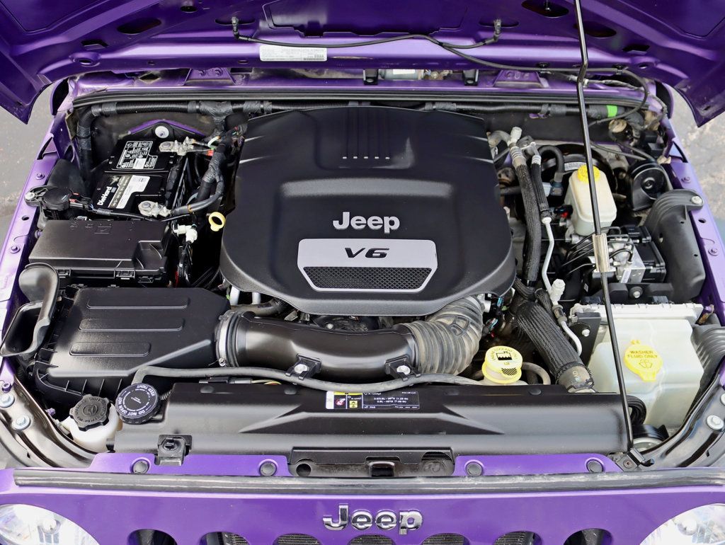 2017 Jeep Wrangler Unlimited Sport 4x4 - 22928076 - 30