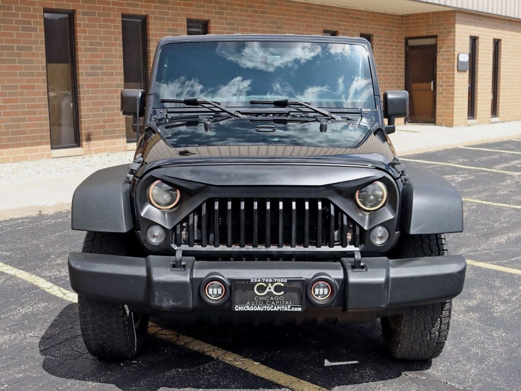 2017 Jeep Wrangler Unlimited Sport 4x4 - 23014260 - 4