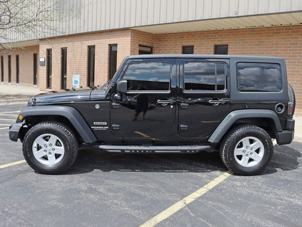 2017 Jeep Wrangler Unlimited Sport 4x4 - 23014260 - 6