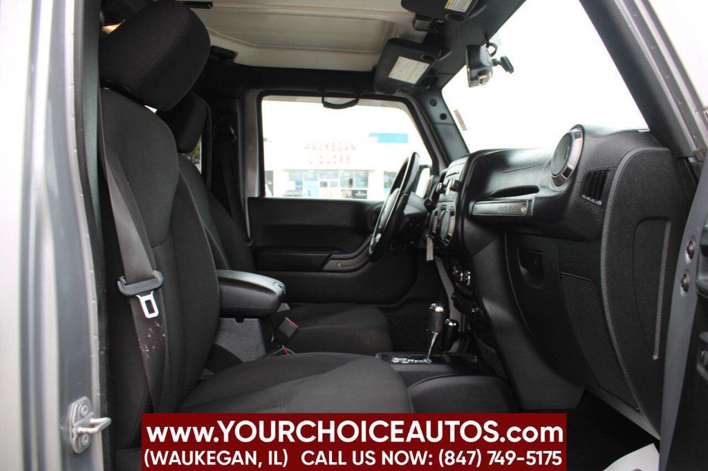 2017 Jeep Wrangler Unlimited Sport 4x4 - 22836945 - 10