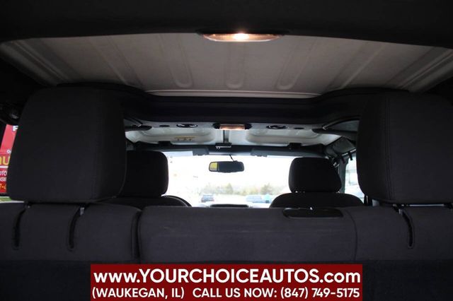 2017 Jeep Wrangler Unlimited Sport 4x4 - 22836945 - 17