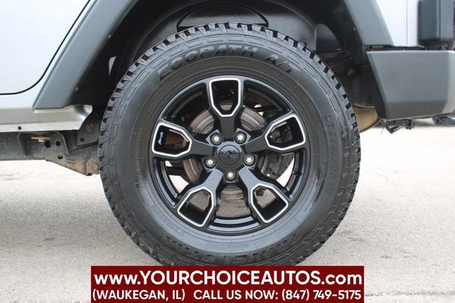 2017 Jeep Wrangler Unlimited Sport 4x4 - 22836945 - 31