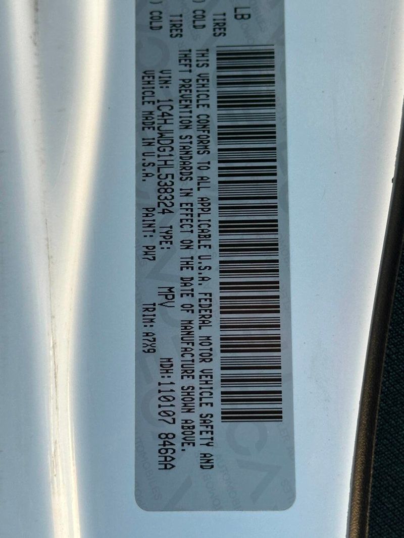 2017 Jeep Wrangler Unlimited Sport 4x4 - 22877594 - 16