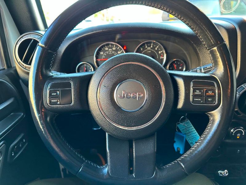 2017 Jeep Wrangler Unlimited Sport 4x4 - 22877594 - 25