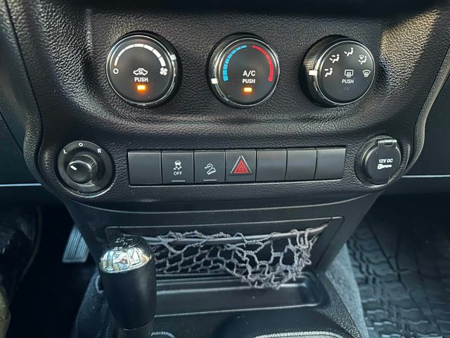 2017 Jeep Wrangler Unlimited Sport 4x4 - 22877594 - 34