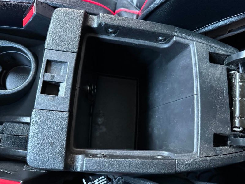 2017 Jeep Wrangler Unlimited Sport 4x4 - 22877594 - 38