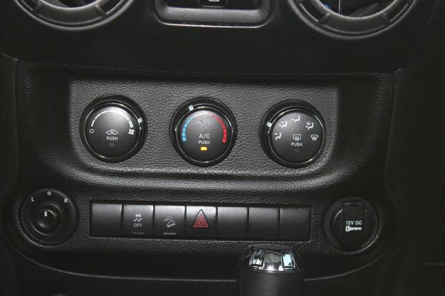 2017 Jeep Wrangler Unlimited Sport 4x4 - 22898154 - 12