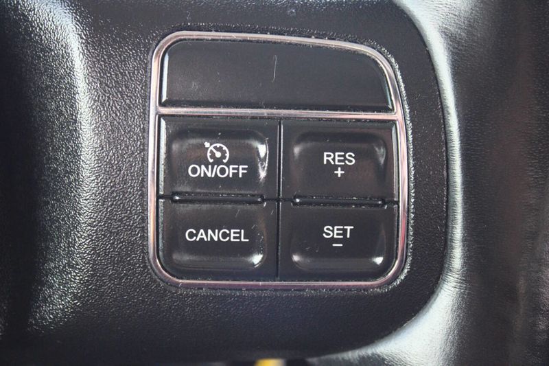 2017 Jeep Wrangler Unlimited Sport 4x4 - 22898154 - 23