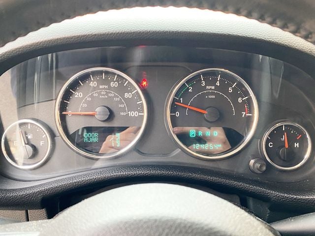 2017 Jeep Wrangler Unlimited Sport 4x4 - 22965047 - 9