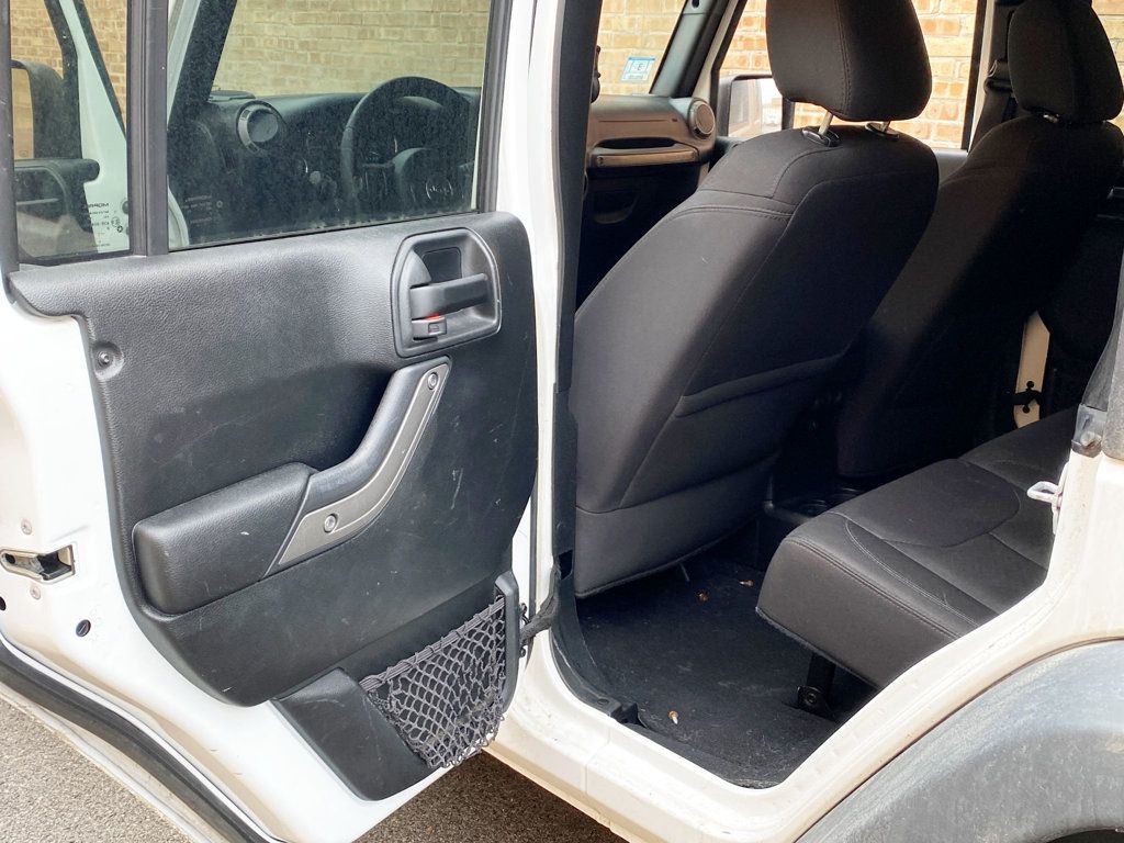 2017 Jeep Wrangler Unlimited Sport 4x4 - 22965047 - 12