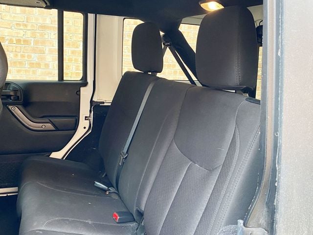 2017 Jeep Wrangler Unlimited Sport 4x4 - 22965047 - 13