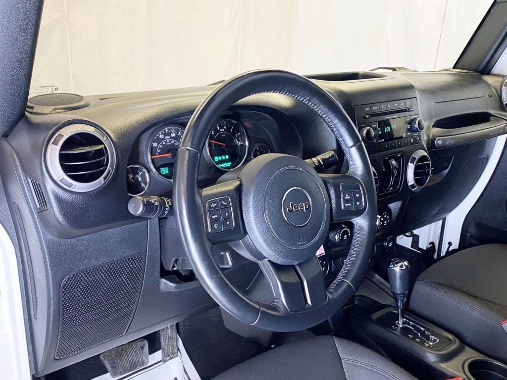 2017 Jeep Wrangler Unlimited Sport 4x4 - 22965047 - 20