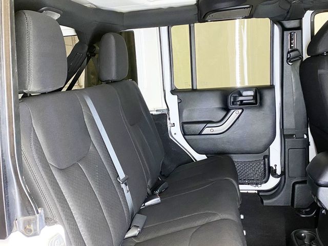 2017 Jeep Wrangler Unlimited Sport 4x4 - 22965047 - 42