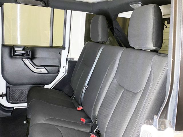 2017 Jeep Wrangler Unlimited Sport 4x4 - 22965047 - 45