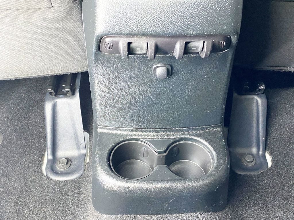 2017 Jeep Wrangler Unlimited Sport 4x4 - 22965047 - 46