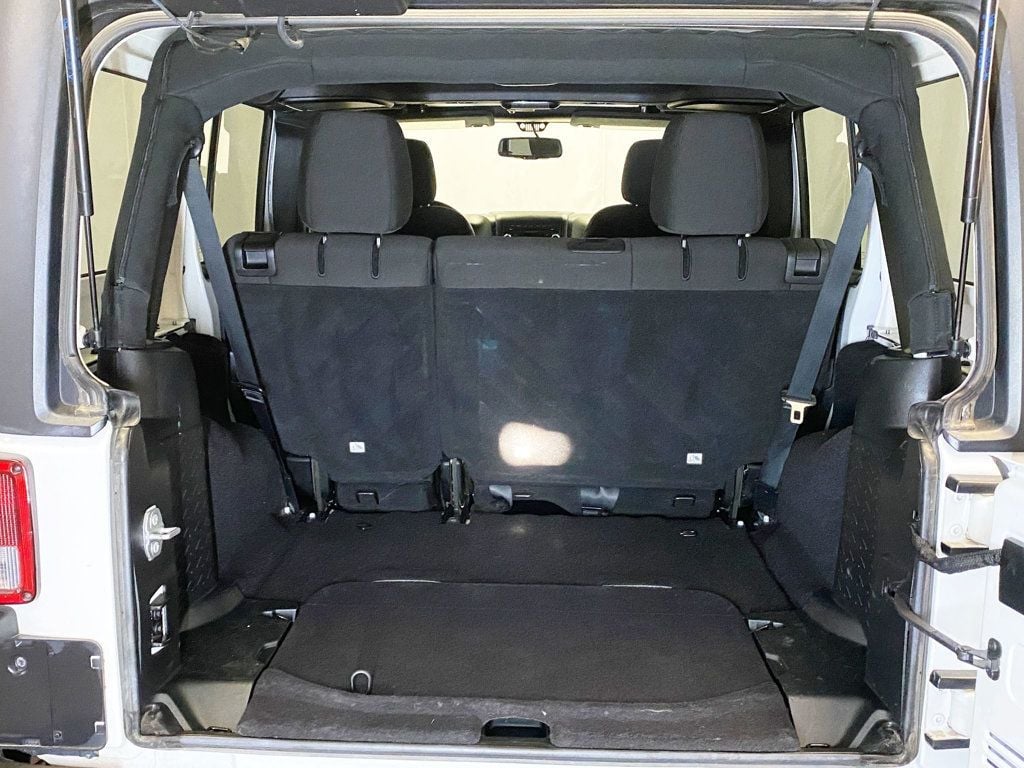 2017 Jeep Wrangler Unlimited Sport 4x4 - 22965047 - 48