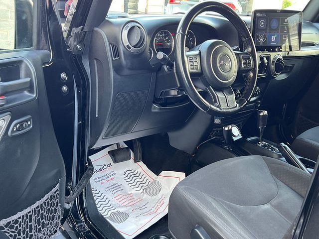 2017 Jeep Wrangler Unlimited Sport 4x4 - 23015708 - 9