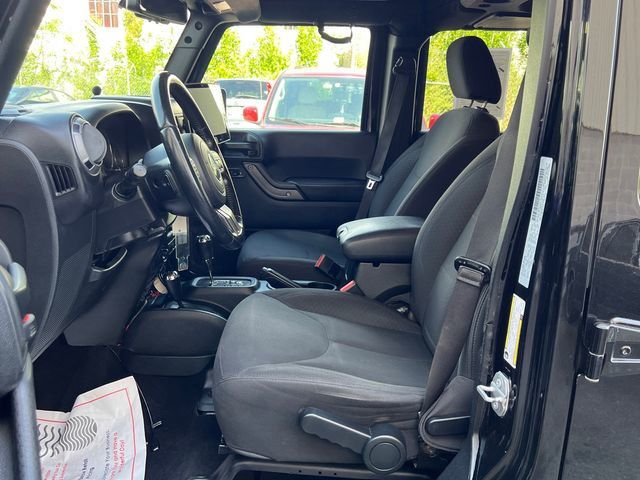 2017 Jeep Wrangler Unlimited Sport 4x4 - 23015708 - 10