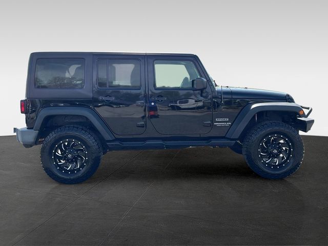 2017 Jeep Wrangler Unlimited Sport 4x4 - 23015708 - 5