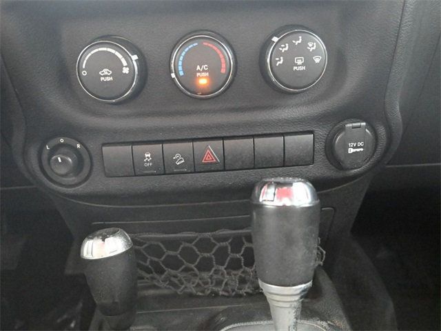 2017 Jeep Wrangler Unlimited Sport 4x4 - 22894038 - 18