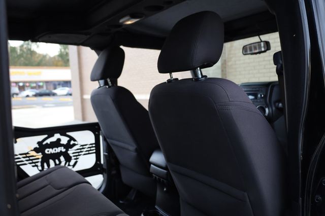 2017 Jeep Wrangler Unlimited Sport 4x4 - 22947475 - 16