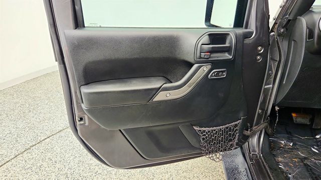 2017 Jeep Wrangler Unlimited Sport 4x4 - 23032624 - 9