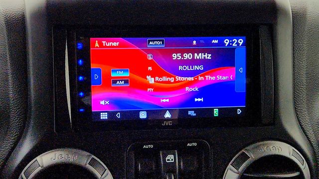 2017 Jeep Wrangler Unlimited Sport 4x4 - 23032624 - 17