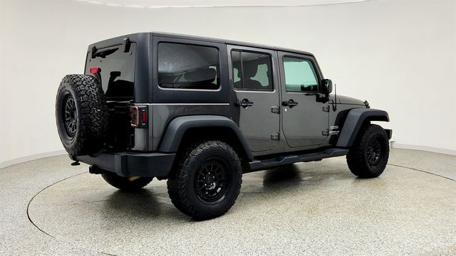 2017 Jeep Wrangler Unlimited Sport 4x4 - 23032624 - 4