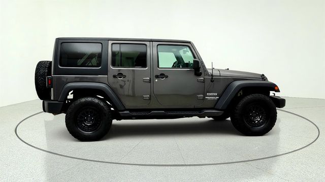 2017 Jeep Wrangler Unlimited Sport 4x4 w/ Freedom Top Hard Top & Connectivity Group - 23032624 - 3