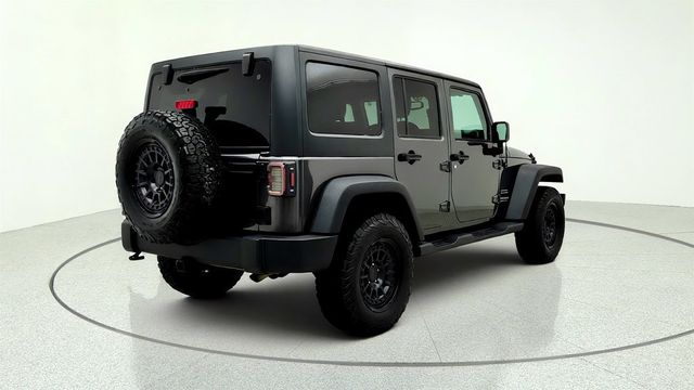 2017 Jeep Wrangler Unlimited Sport 4x4 w/ Freedom Top Hard Top & Connectivity Group - 23032624 - 4