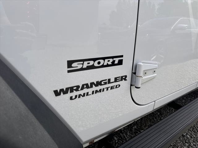 2017 Jeep Wrangler Unlimited Sport RHD 4x4 - 22418832 - 5