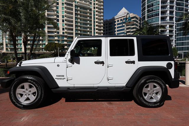 2017 Jeep Wrangler Unlimited Sport S 4x4 - 22978566 - 13