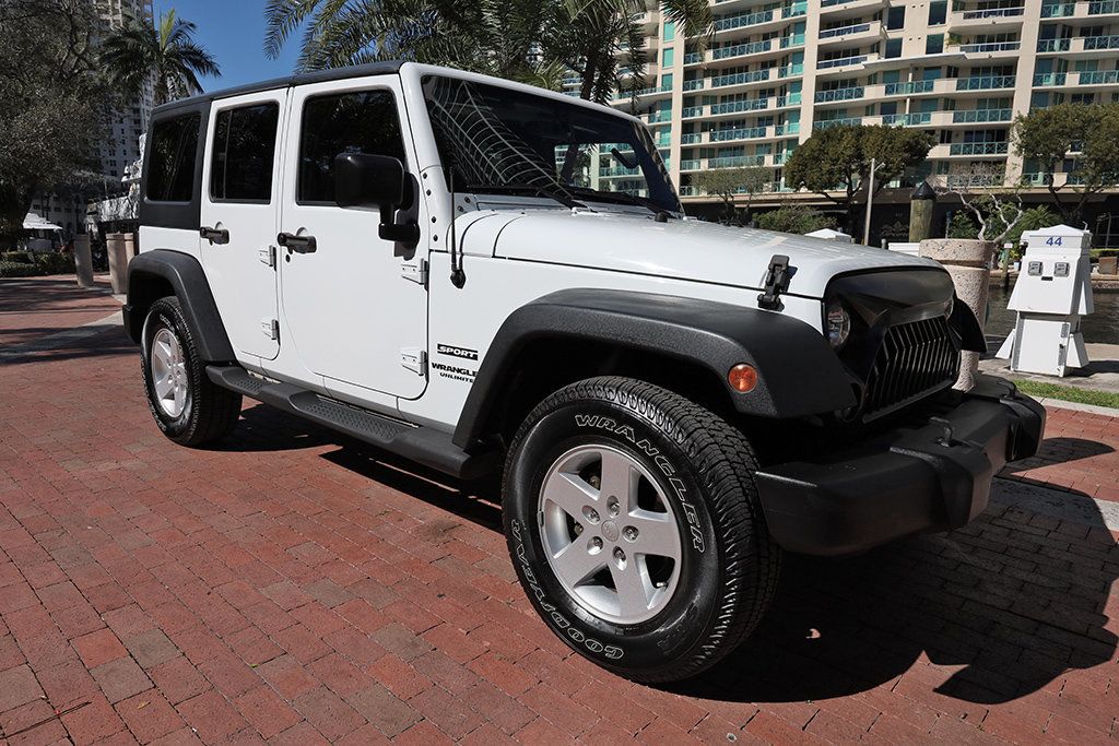 2017 Jeep Wrangler Unlimited Sport S 4x4 - 22978566 - 16