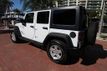 2017 Jeep Wrangler Unlimited Sport S 4x4 - 22978566 - 17