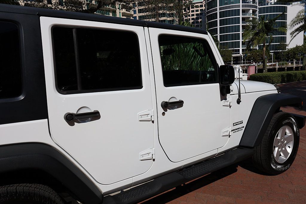 2017 Jeep Wrangler Unlimited Sport S 4x4 - 22978566 - 22